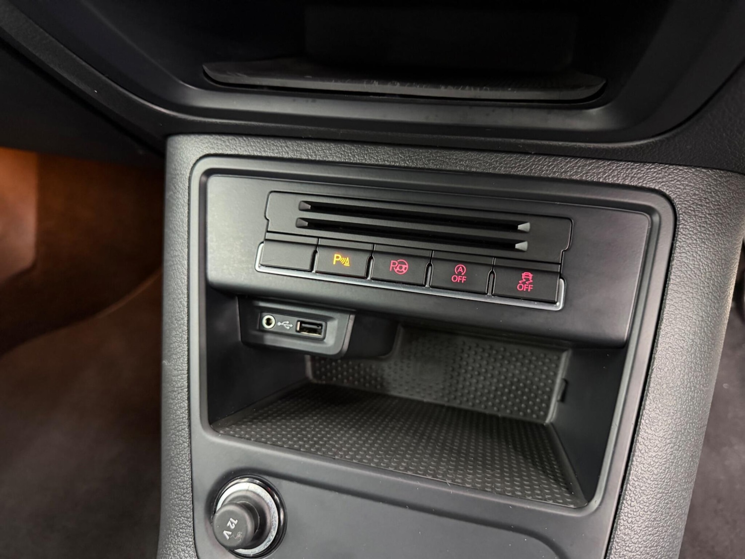 Used Volkswagen Tiguan 2016 for sale - 77853177: Photo 24