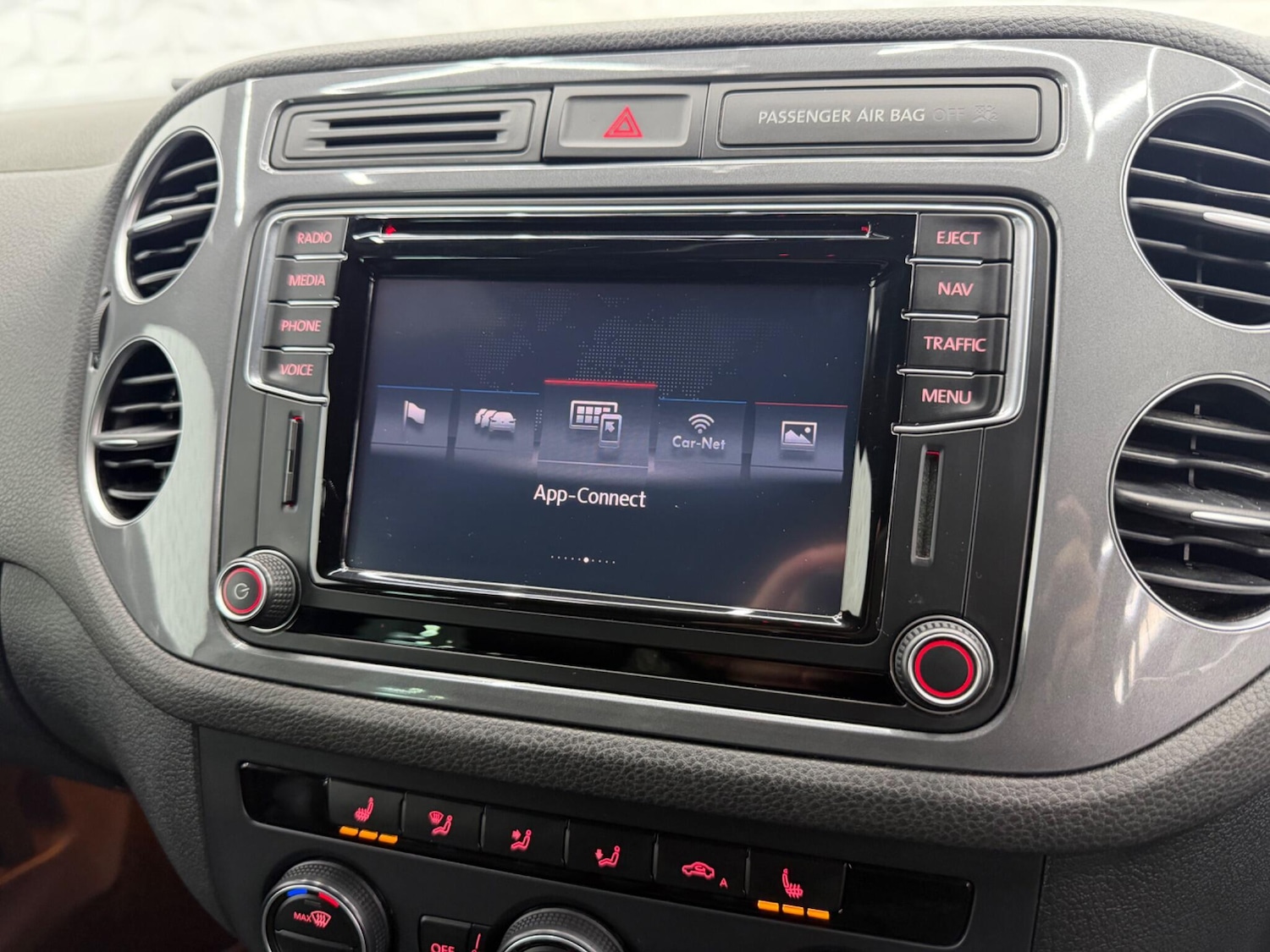 Used Volkswagen Tiguan 2016 for sale - 77853177: Photo 25