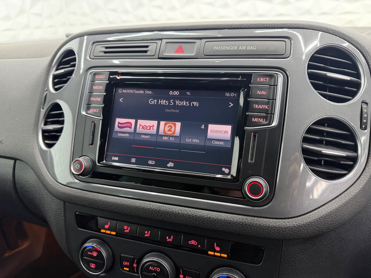 Used Volkswagen Tiguan 2016 for sale - 77853177: Photo 27