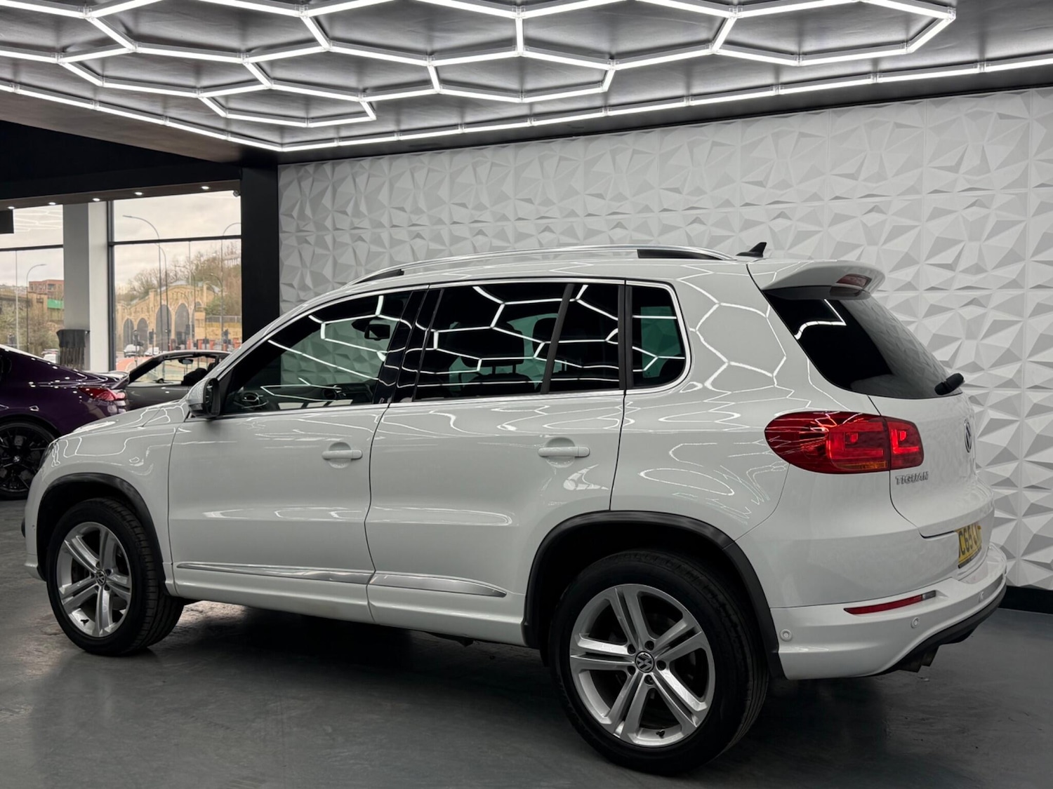 Used Volkswagen Tiguan 2016 for sale - 77853177: Photo 7