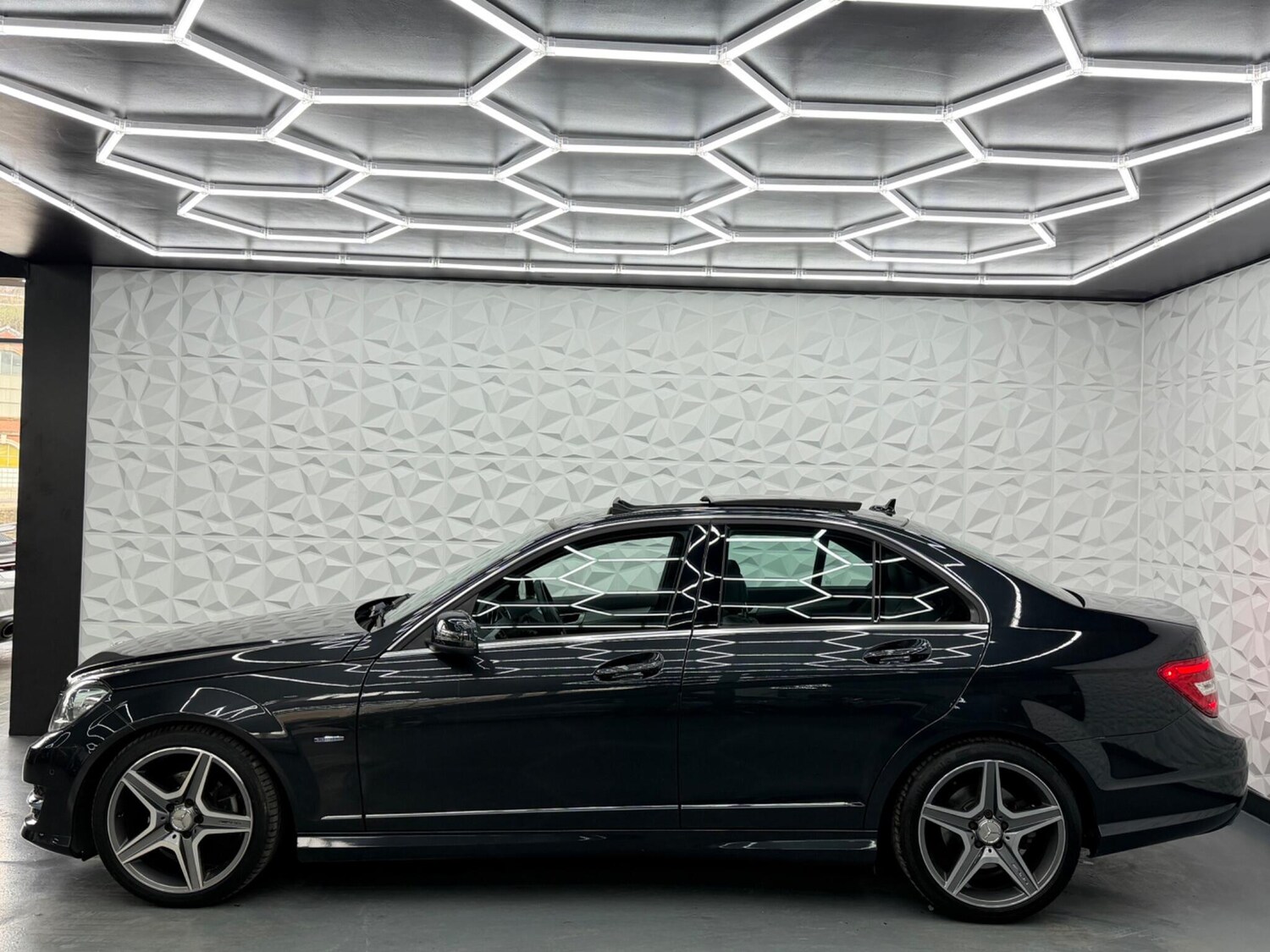 Used Mercedes-Benz C Class for sale - 78020364: Photo 9