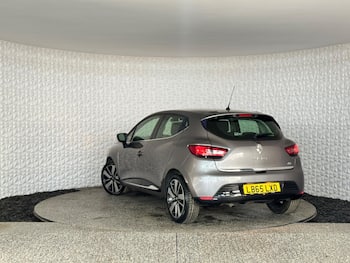 Used Renault Clio 2016 for sale - 79697926: Photo