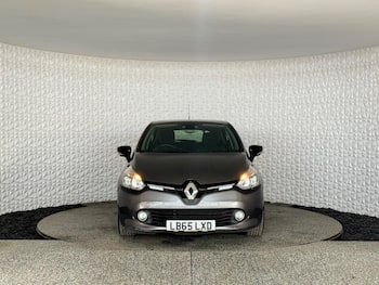 Used Renault Clio 2016 for sale - 79697926: Photo