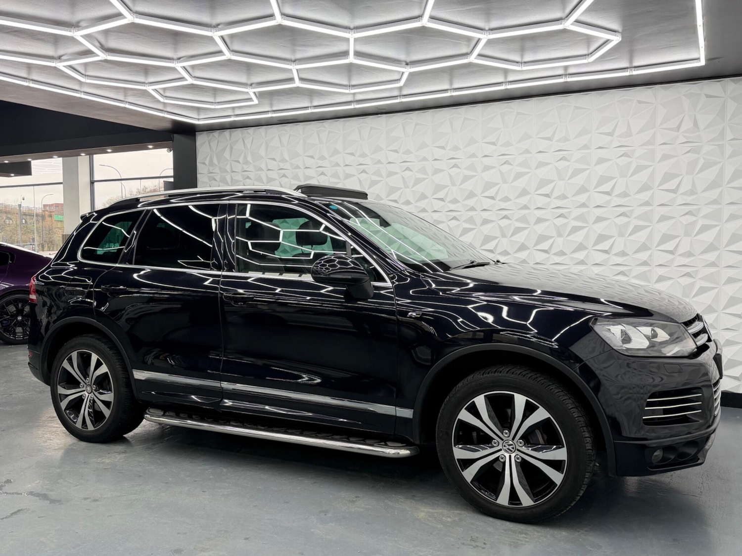 Used Volkswagen Touareg 2013 for sale - 77613817: Photo 11