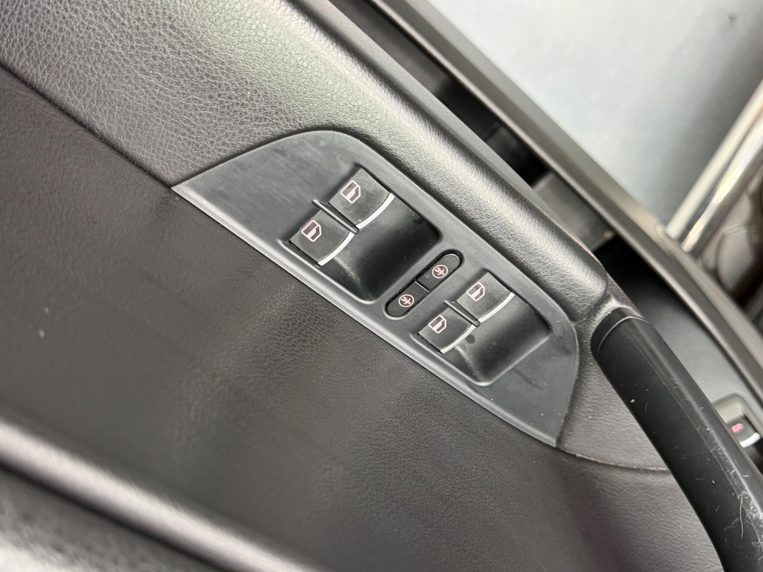 Used Volkswagen Touareg 2013 for sale - 77613817: Photo 25