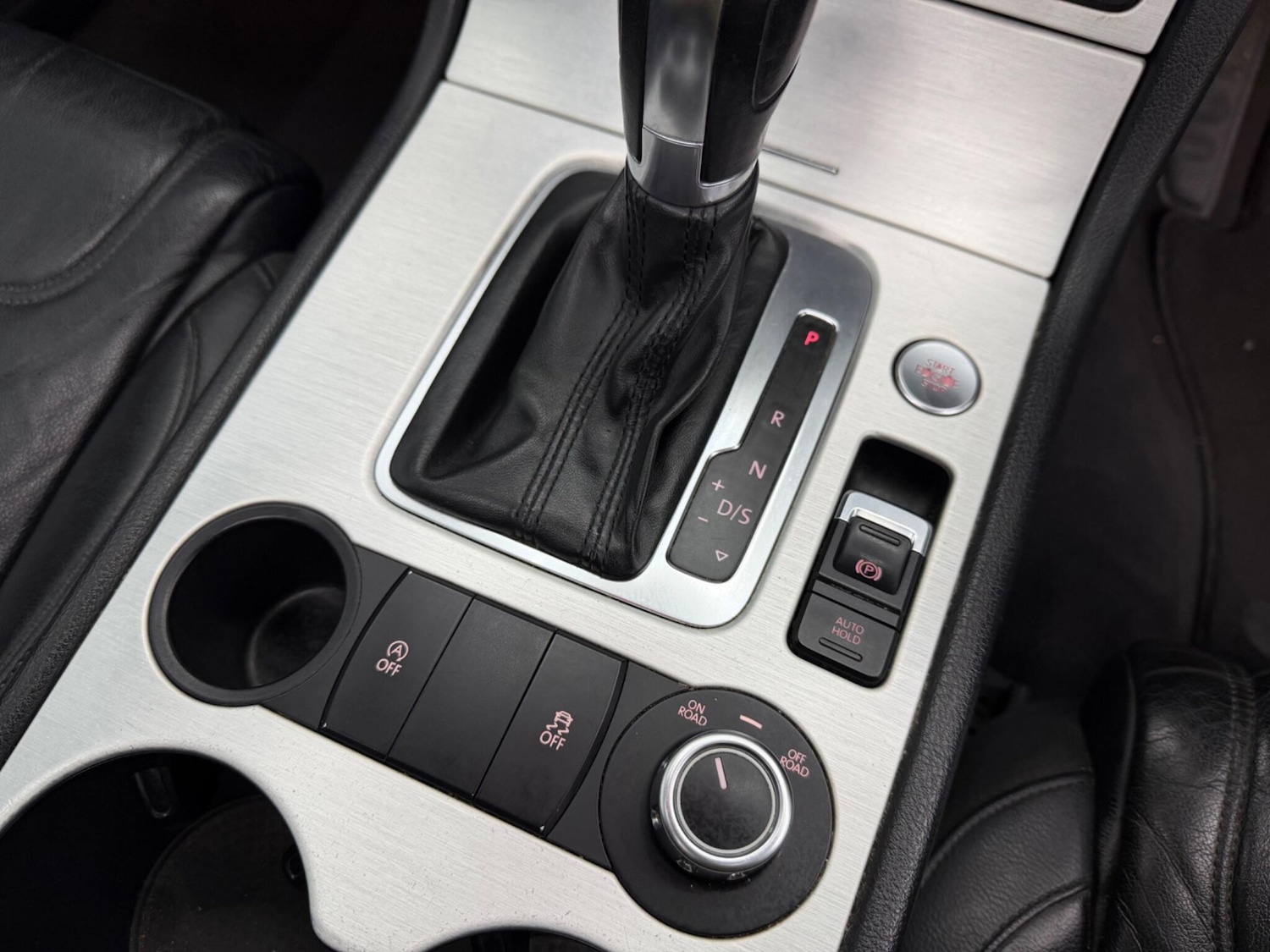 Used Volkswagen Touareg 2013 for sale - 77613817: Photo 30