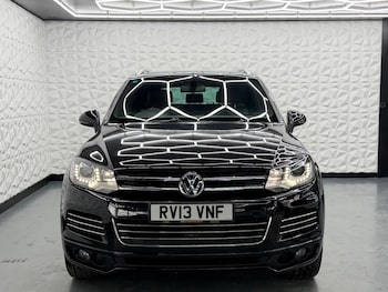 Used Volkswagen Touareg 2013 for sale - 77613817: Photo