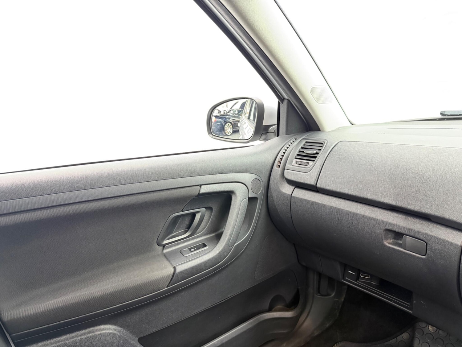 Used Skoda Fabia 2011 for sale - 78047823: Photo 26