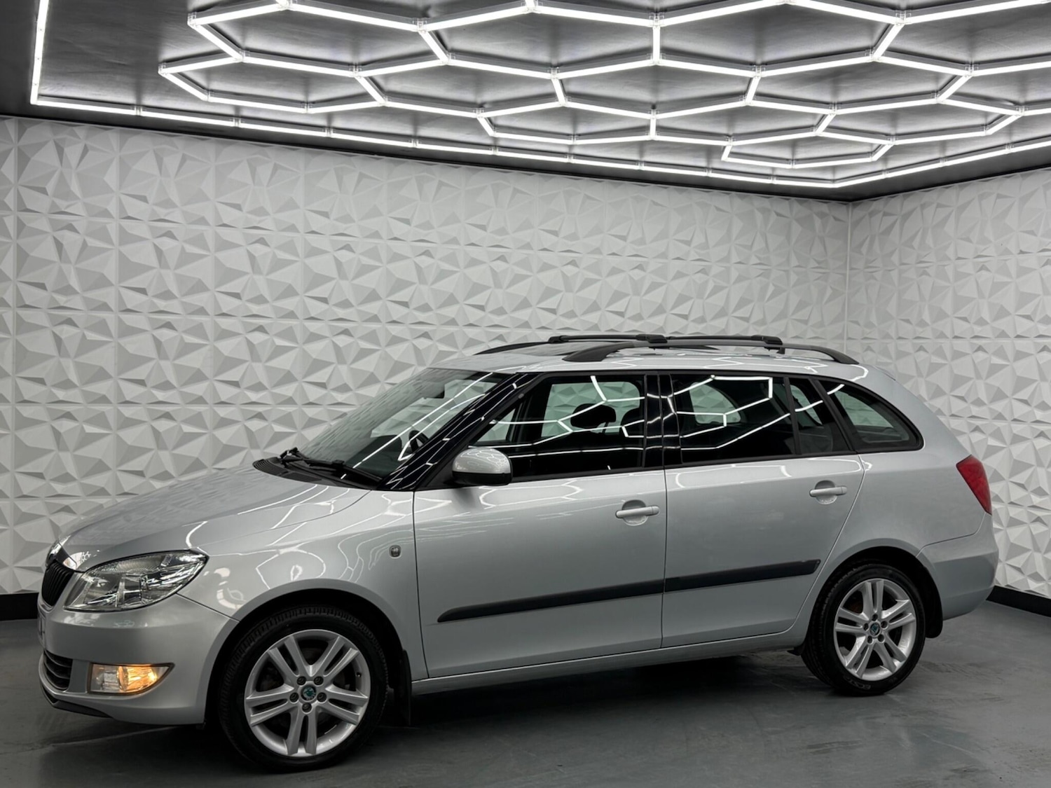 Used Skoda Fabia 2011 for sale - 78047823: Photo 8