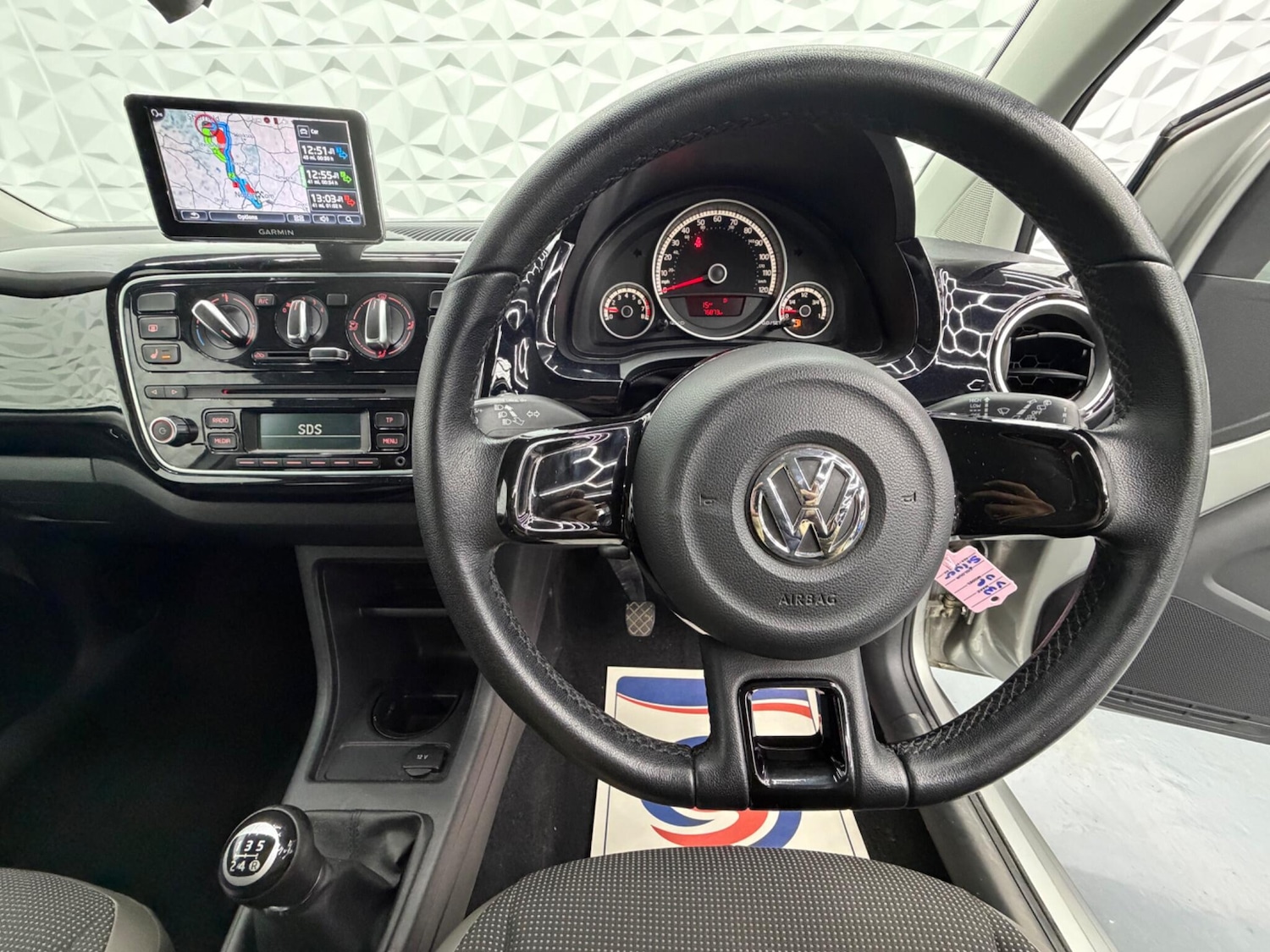 Used Volkswagen up! 2013 for sale - 77613813: Photo 22