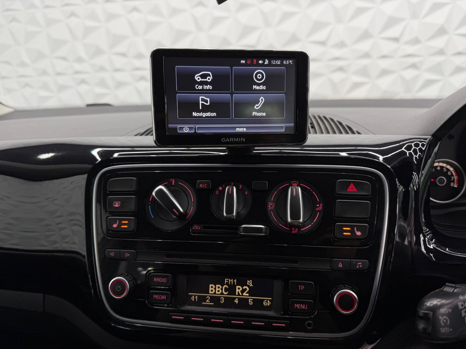 Used Volkswagen up! 2013 for sale - 77613813: Photo 23