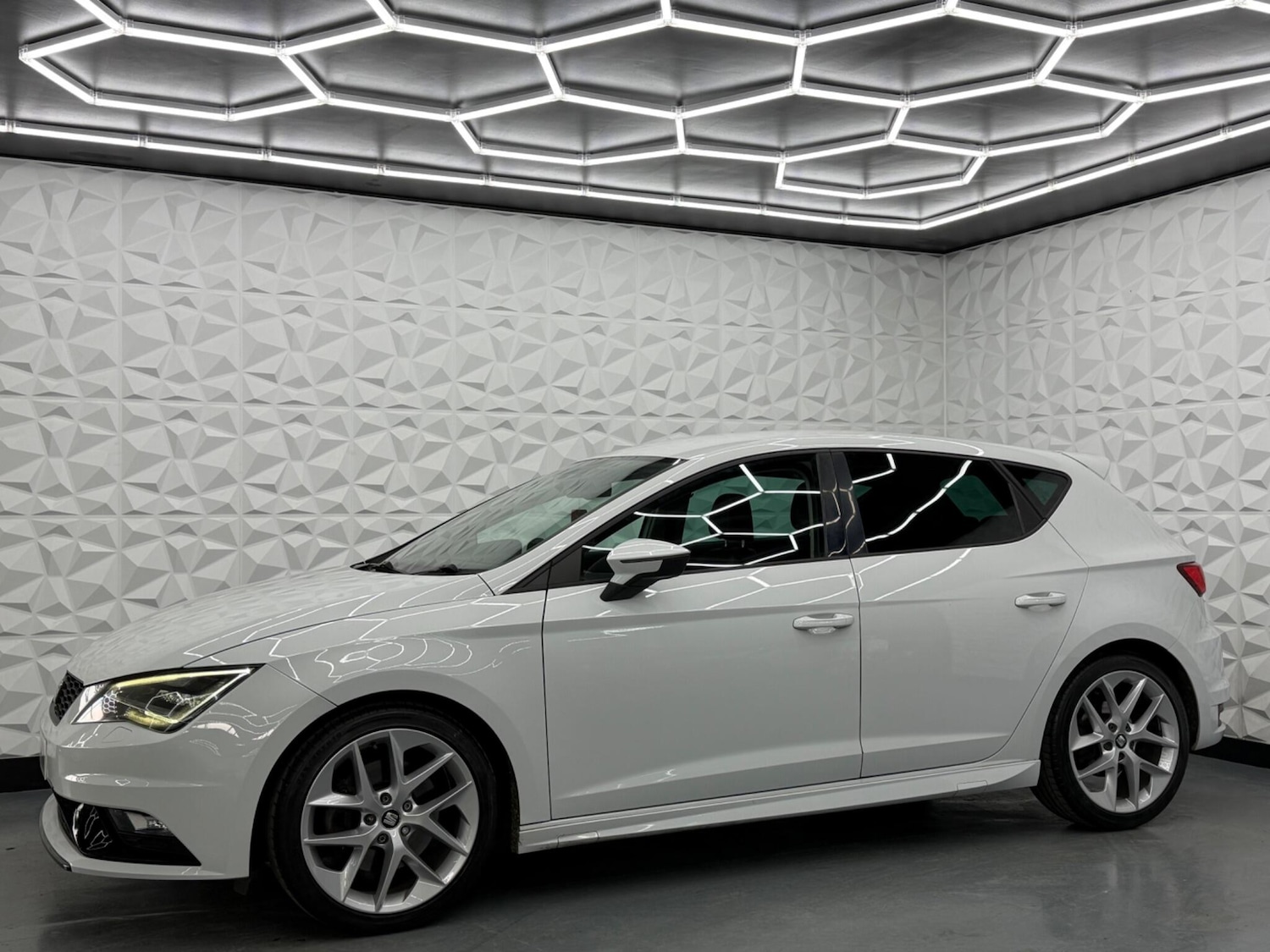Used SEAT Leon 2015 for sale - 78019873: Photo 6