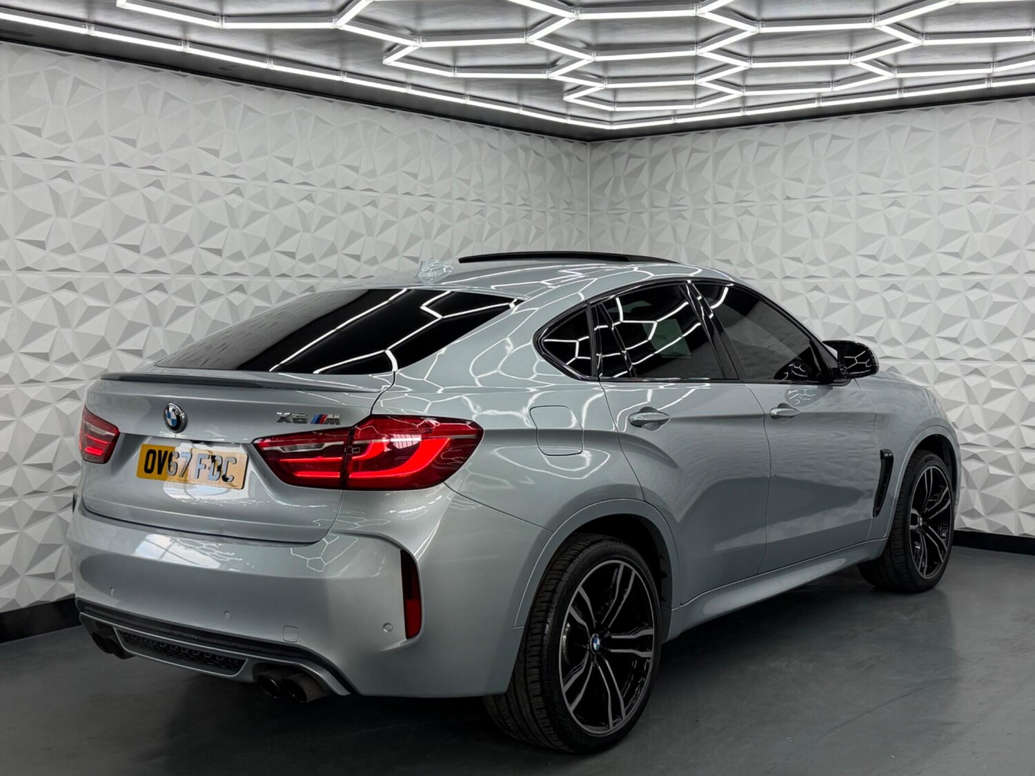 Used BMW x6 M 2017 for sale - 78018874: Photo 11