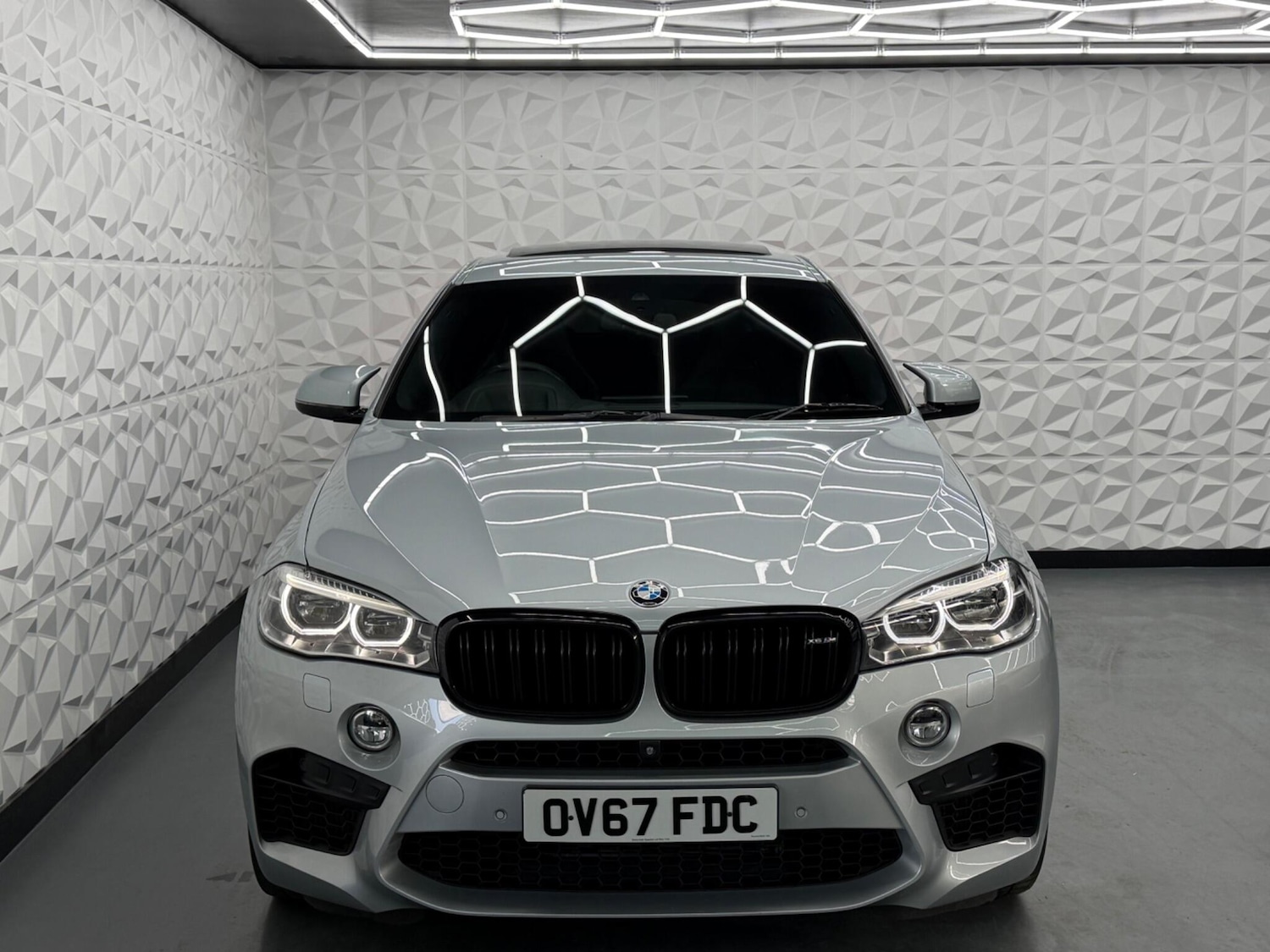 Used BMW x6 M 2017 for sale - 78018874: Photo 2