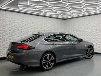 Used Vauxhall Insignia 2017 for sale - 77613814: Photo