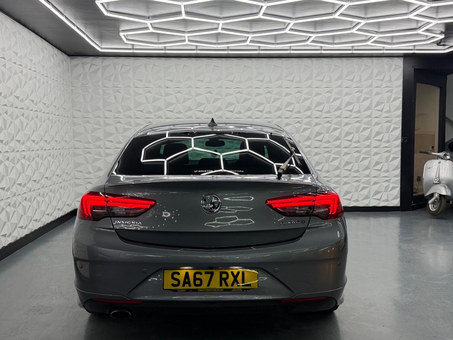 Used Vauxhall Insignia 2017 for sale - 77613814: Photo 7