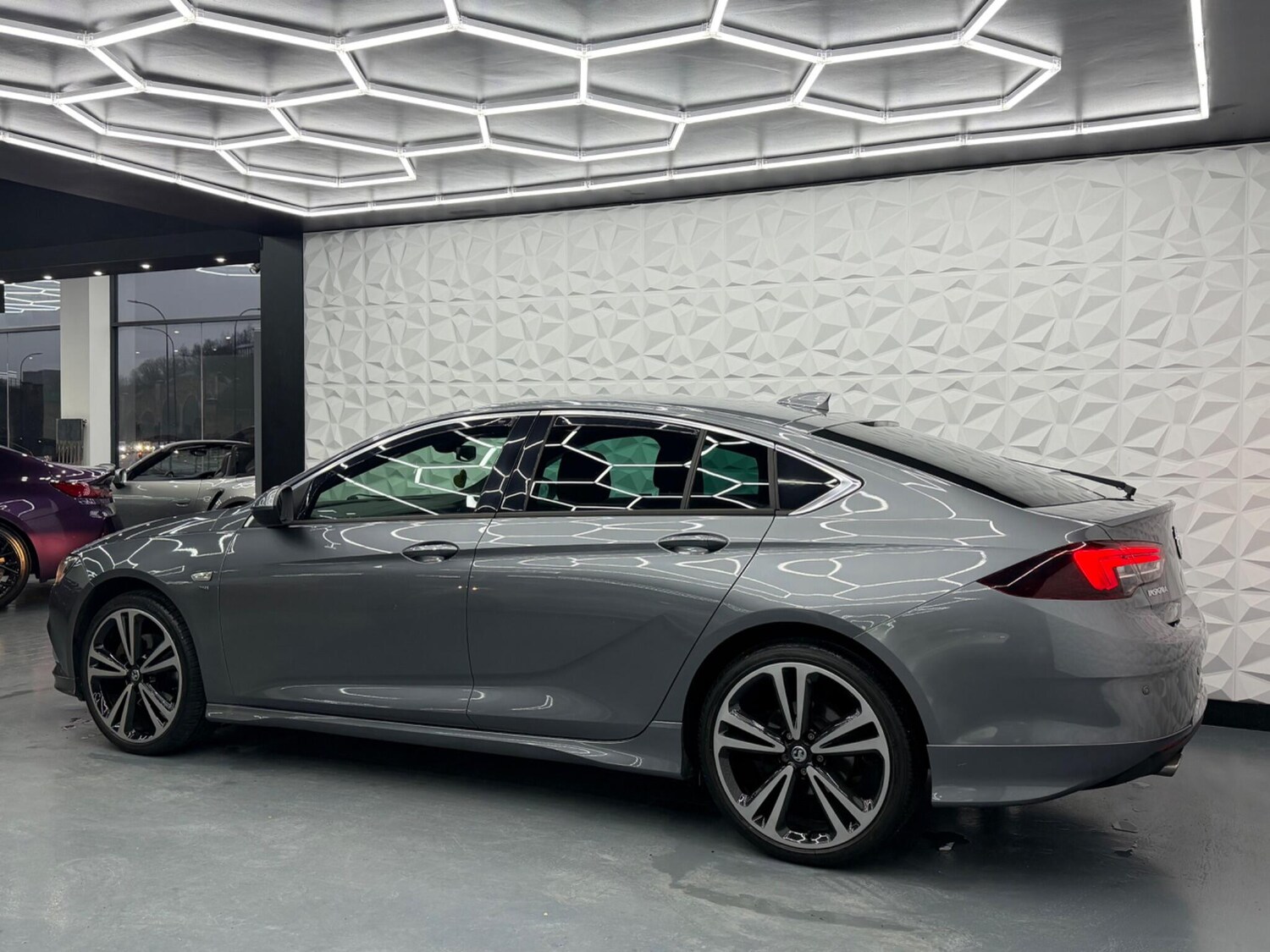 Used Vauxhall Insignia 2017 for sale - 77613814: Photo 8