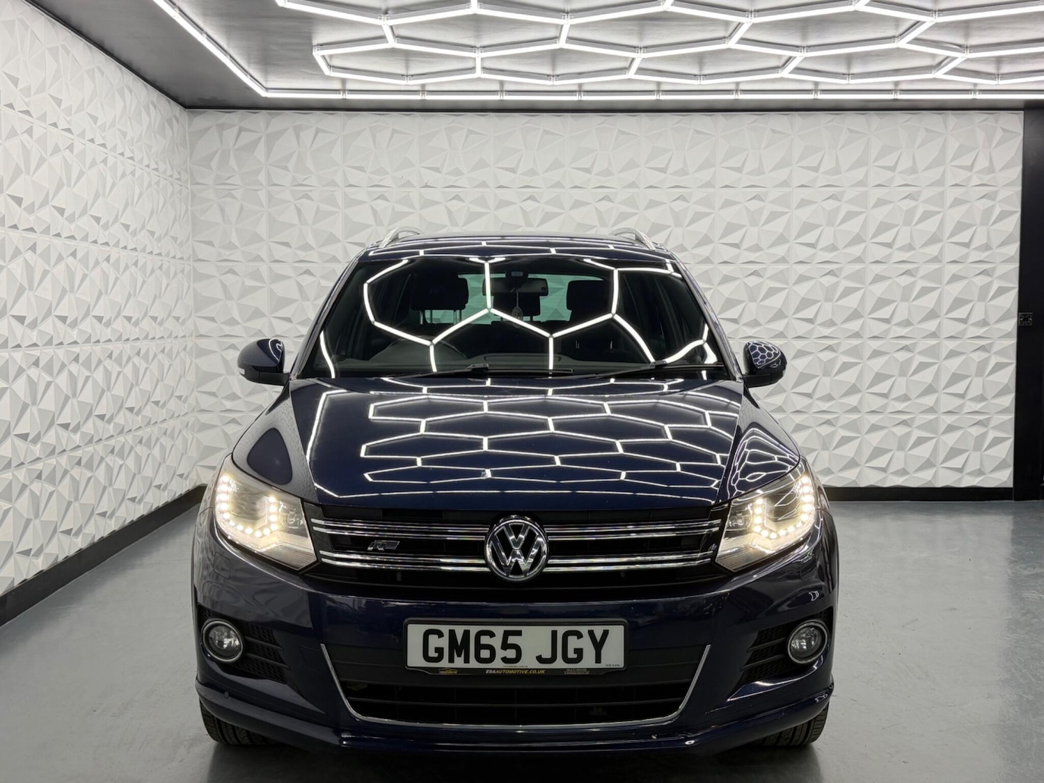 Used Volkswagen Tiguan for sale - 78135990: Photo 4