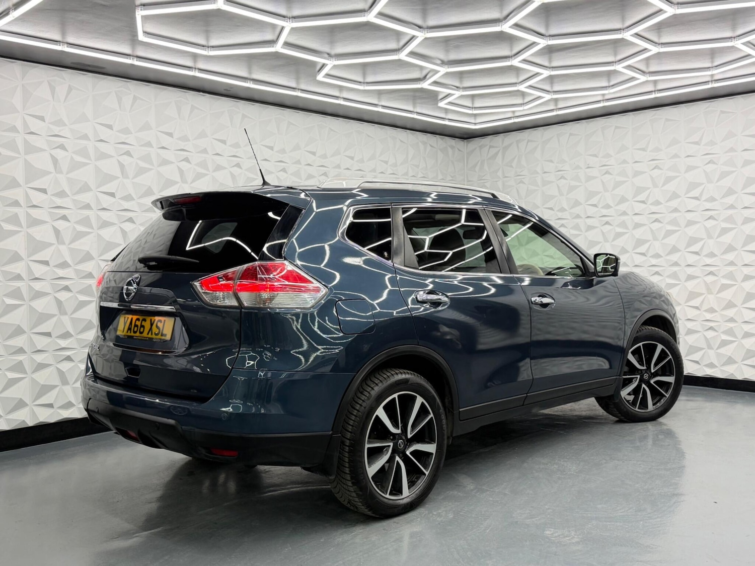 Used Nissan X-Trail 2016 for sale - 77625782: Photo 3