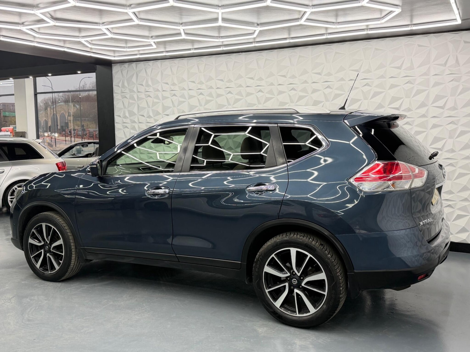 Used Nissan X-Trail 2016 for sale - 77625782: Photo 9