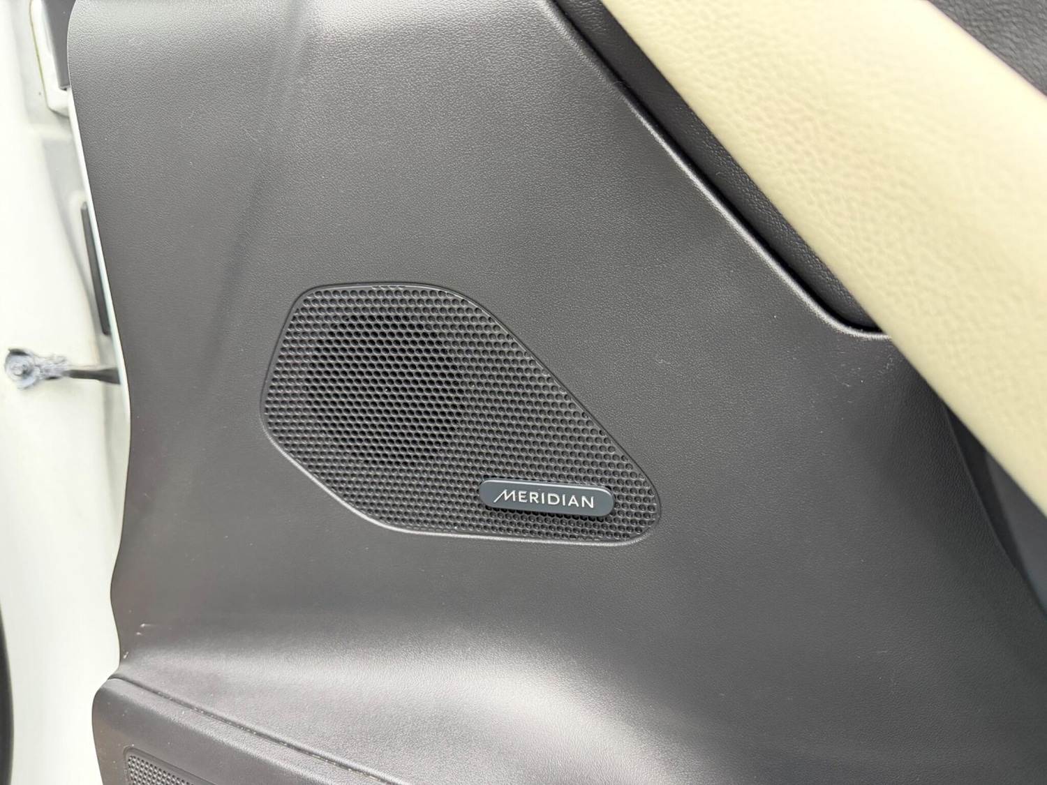 Used Jaguar F-Pace for sale - 77853732: Photo 17