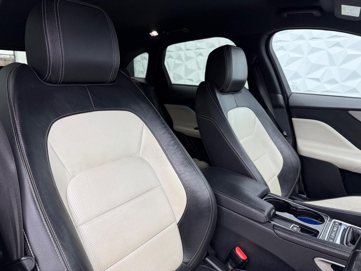 Used Jaguar F-Pace for sale - 77853732: Photo 21