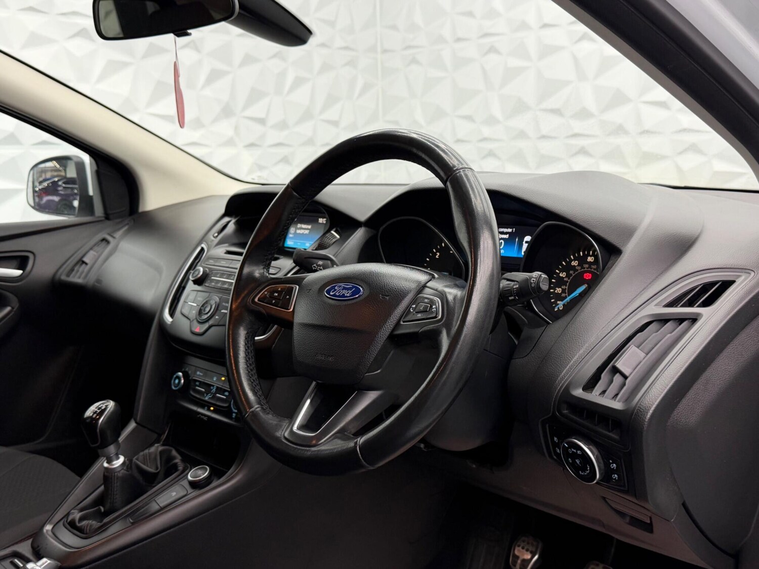 Used Ford Focus 2015 for sale - 77613837: Photo 15