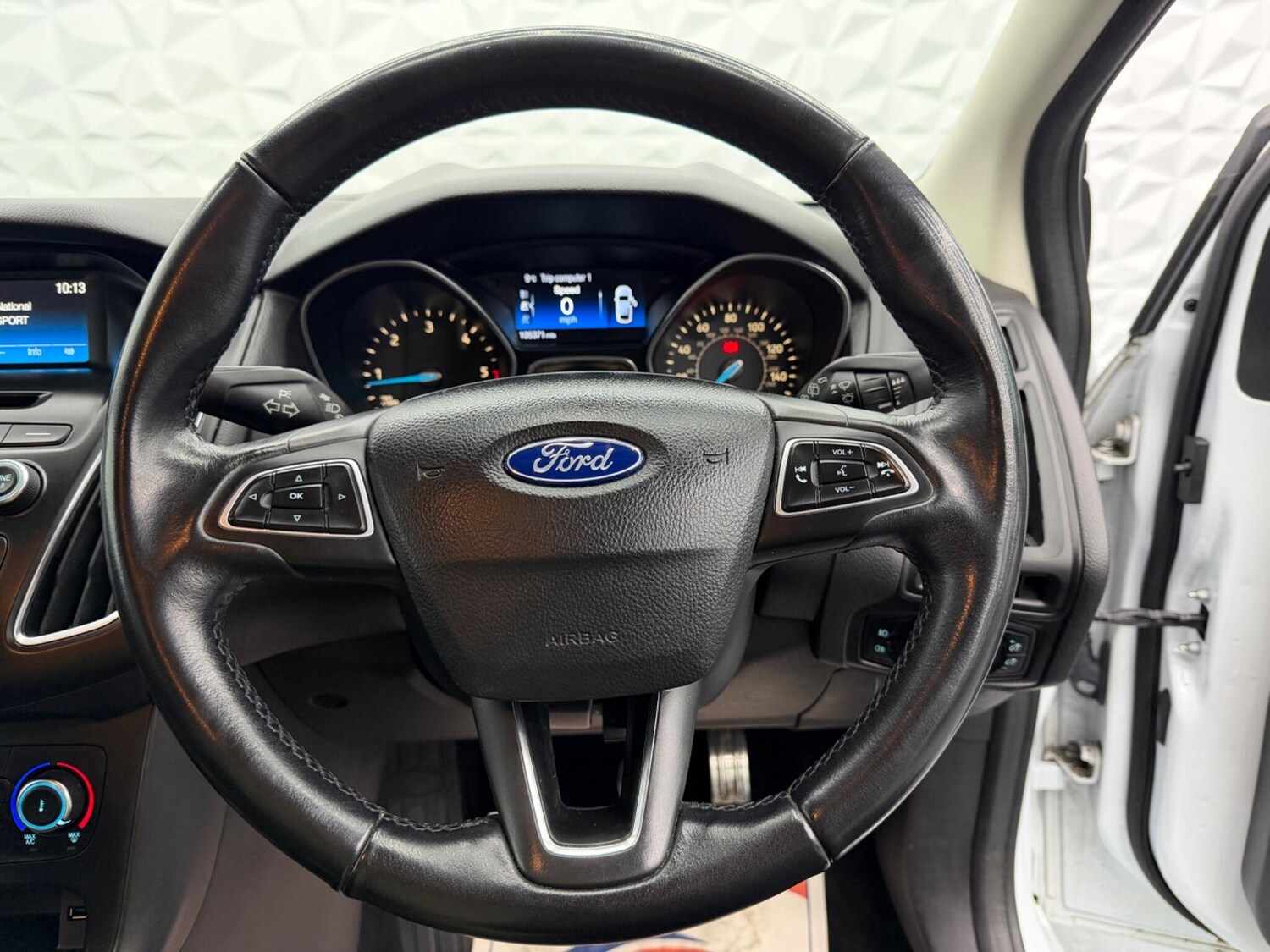 Used Ford Focus 2015 for sale - 77613837: Photo 18