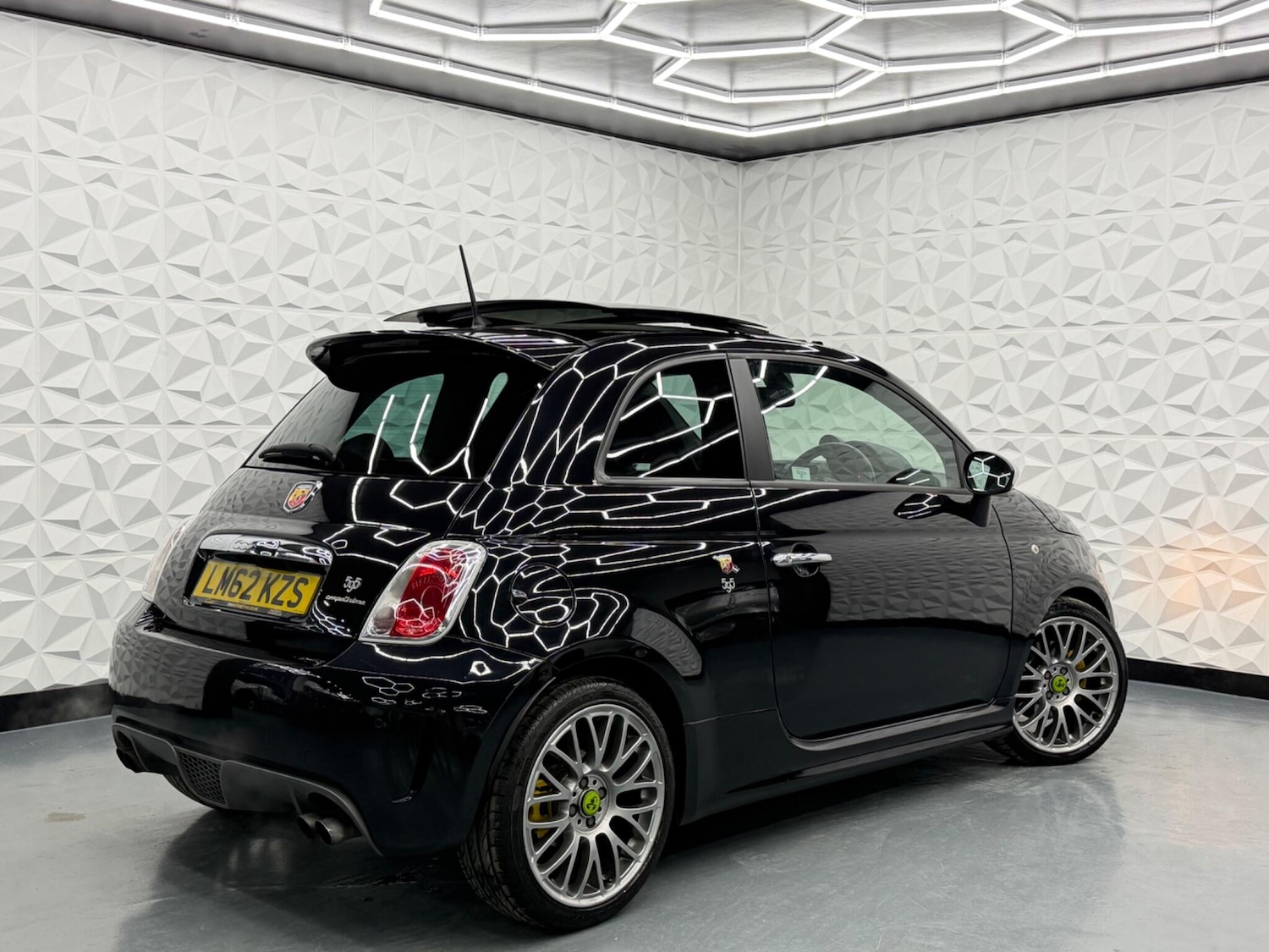 Used Abarth 595 for sale - 77613831: Photo 3