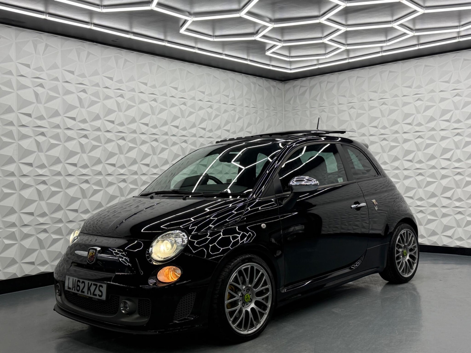 Used Abarth 595 for sale - 77613831: Photo 5