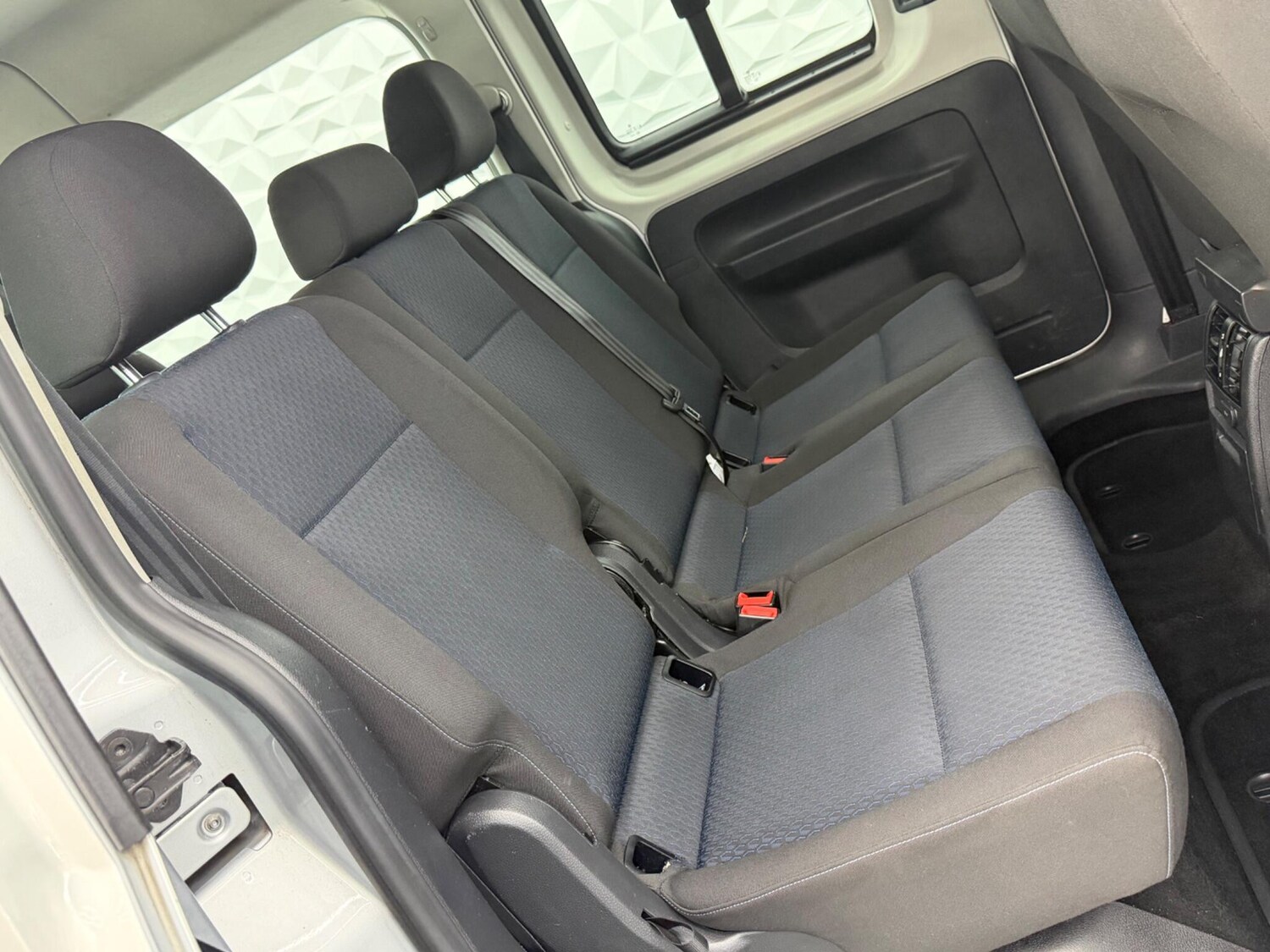 Used Volkswagen Caddy Maxi Life 2016 for sale - 77784048: Photo 15