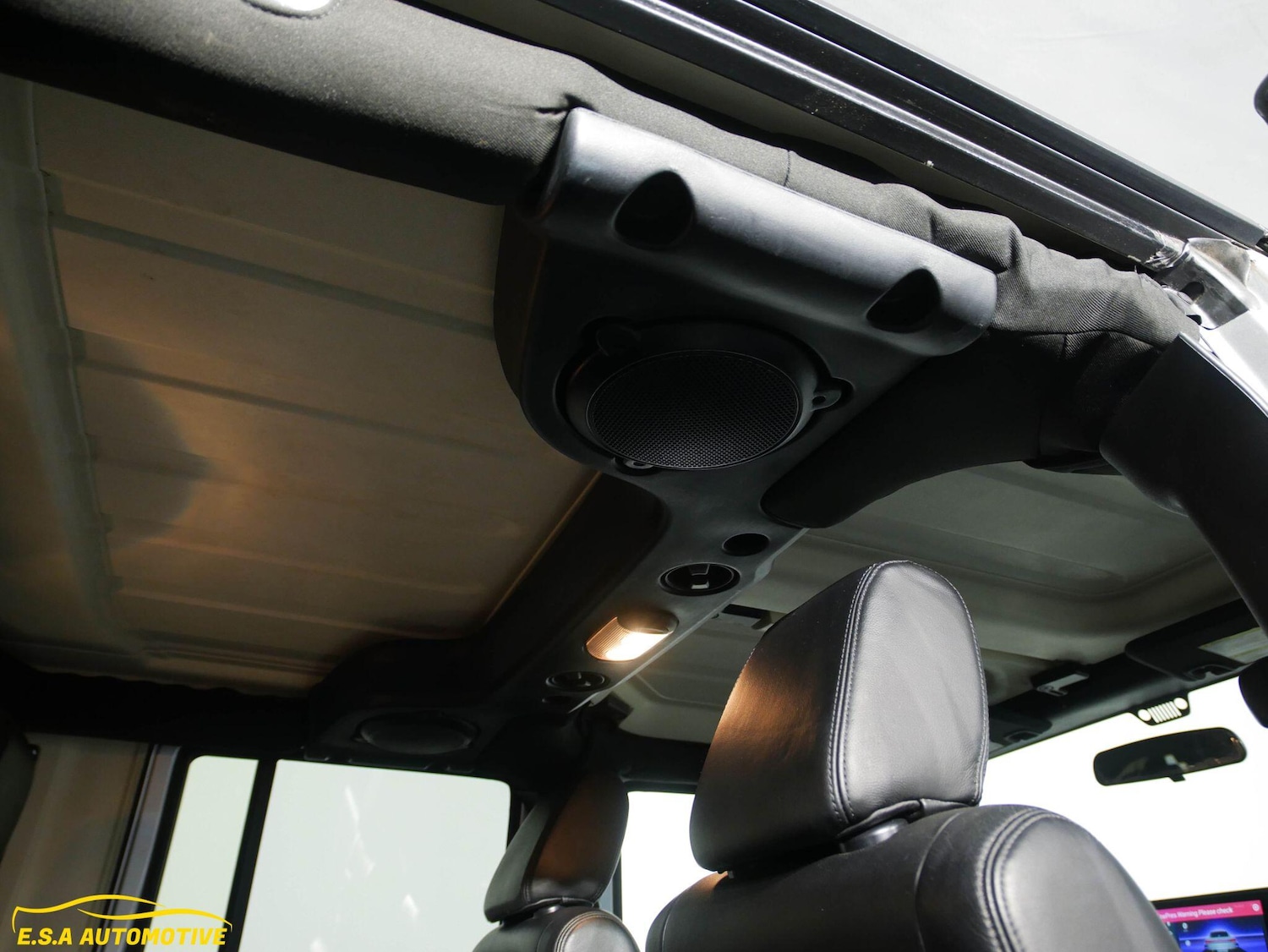 Used Jeep Wrangler 2011 for sale - 77612678: Photo 24