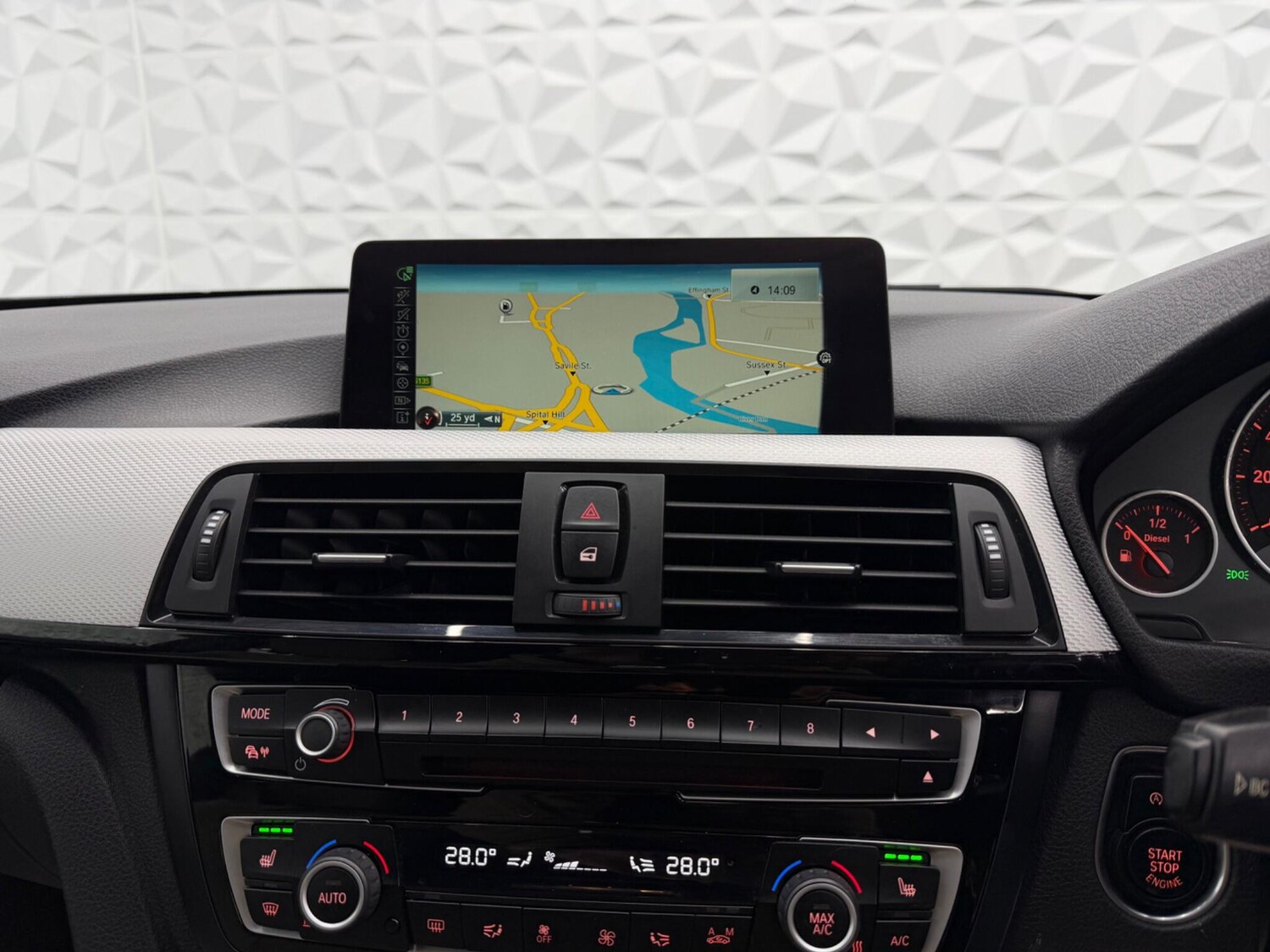 Used BMW 4 Series 2016 for sale - 77613845: Photo 26