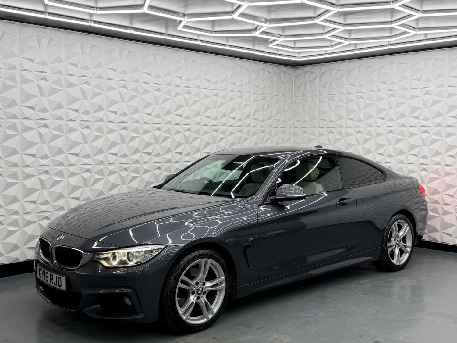 Used BMW 4 Series 2016 for sale - 77613845: Photo 5