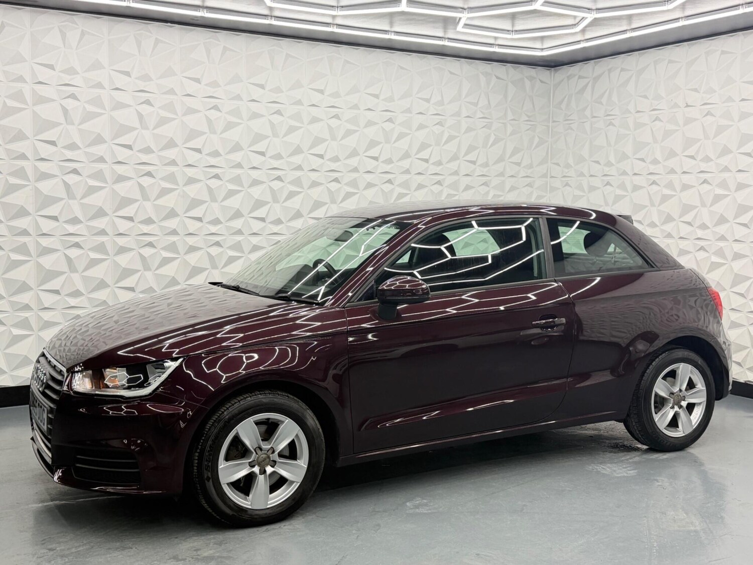 Used Audi A1 2015 for sale - 77613826: Photo 6