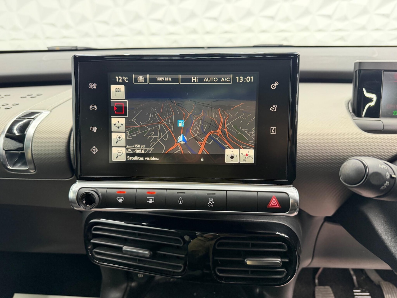 Used Citroen C4 Cactus 2017 for sale - 77613825: Photo 19