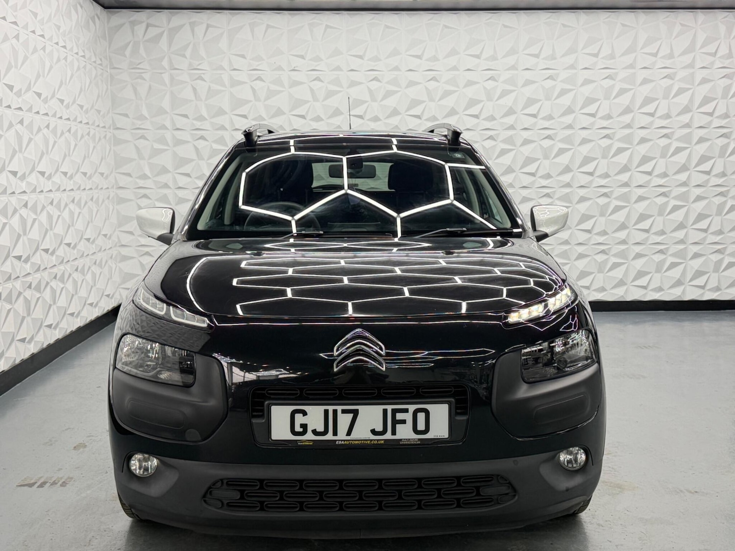 Used Citroen C4 Cactus 2017 for sale - 77613825: Photo 4