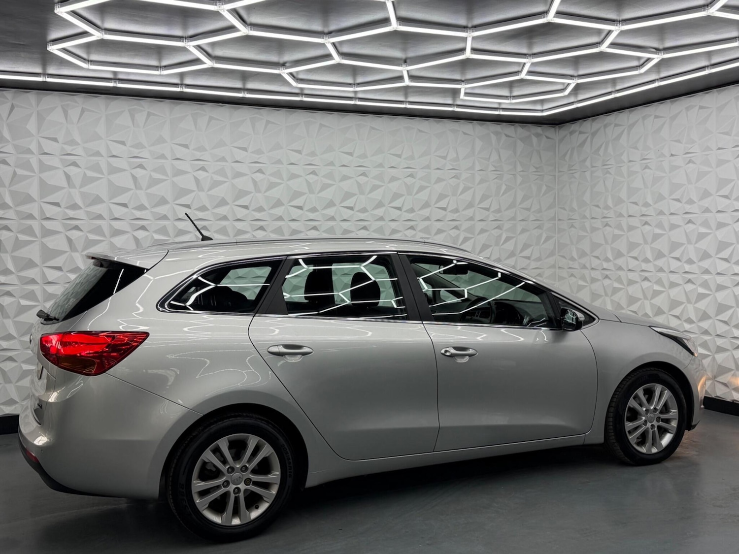 Used Kia Ceed for sale - 78115626: Photo 11