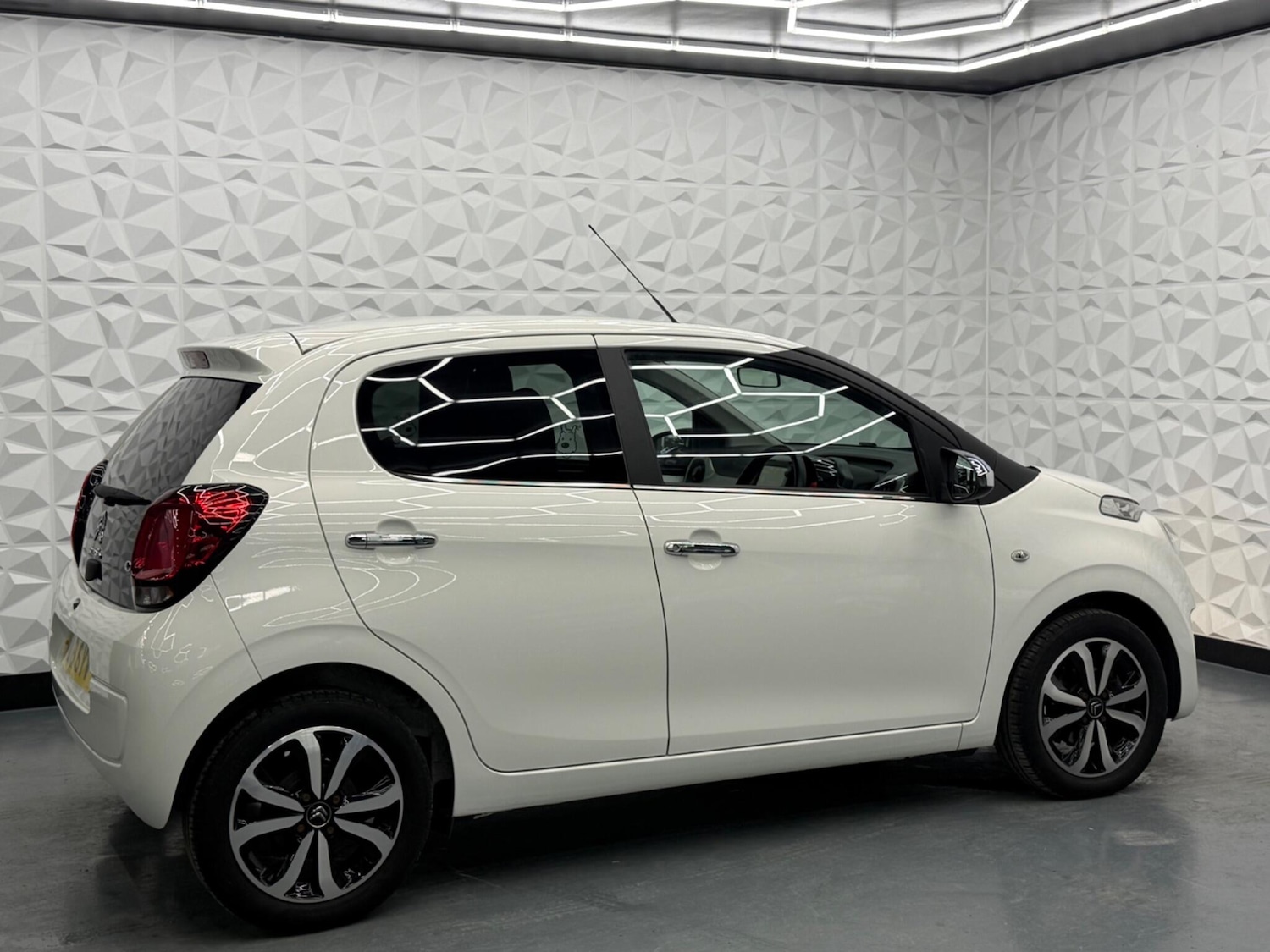 Used Citroen C1 2016 for sale - 77613816: Photo 9