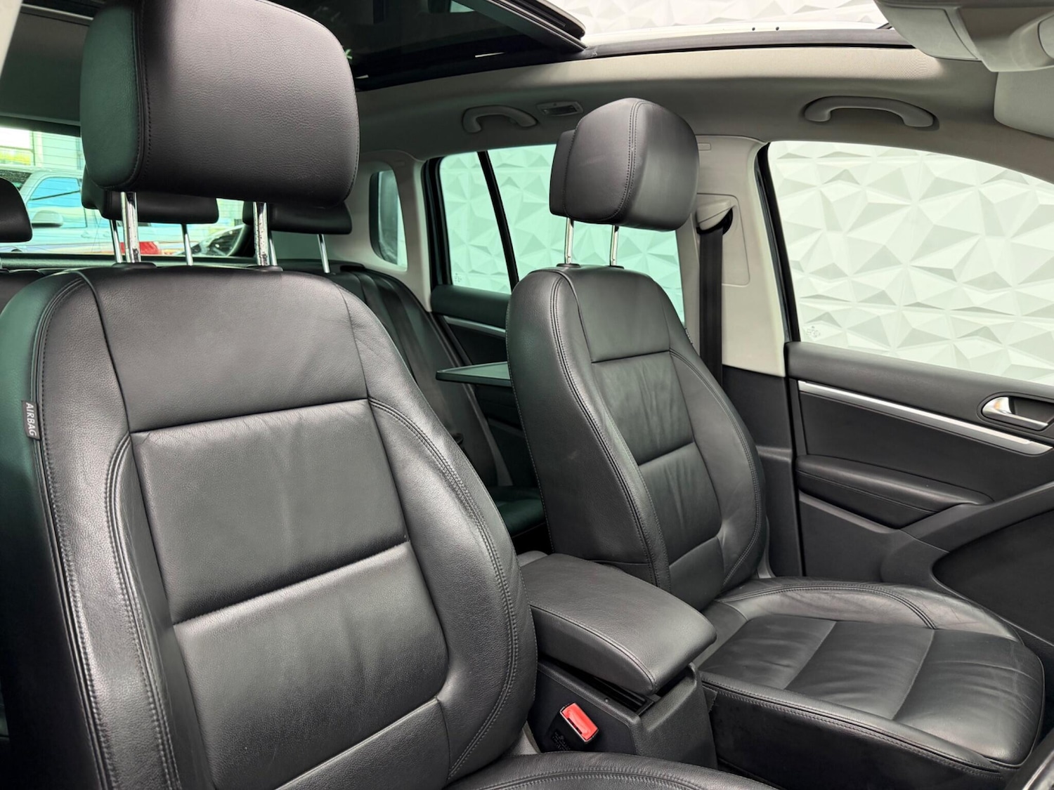 Used Volkswagen Tiguan 2013 for sale - 78204573: Photo 16