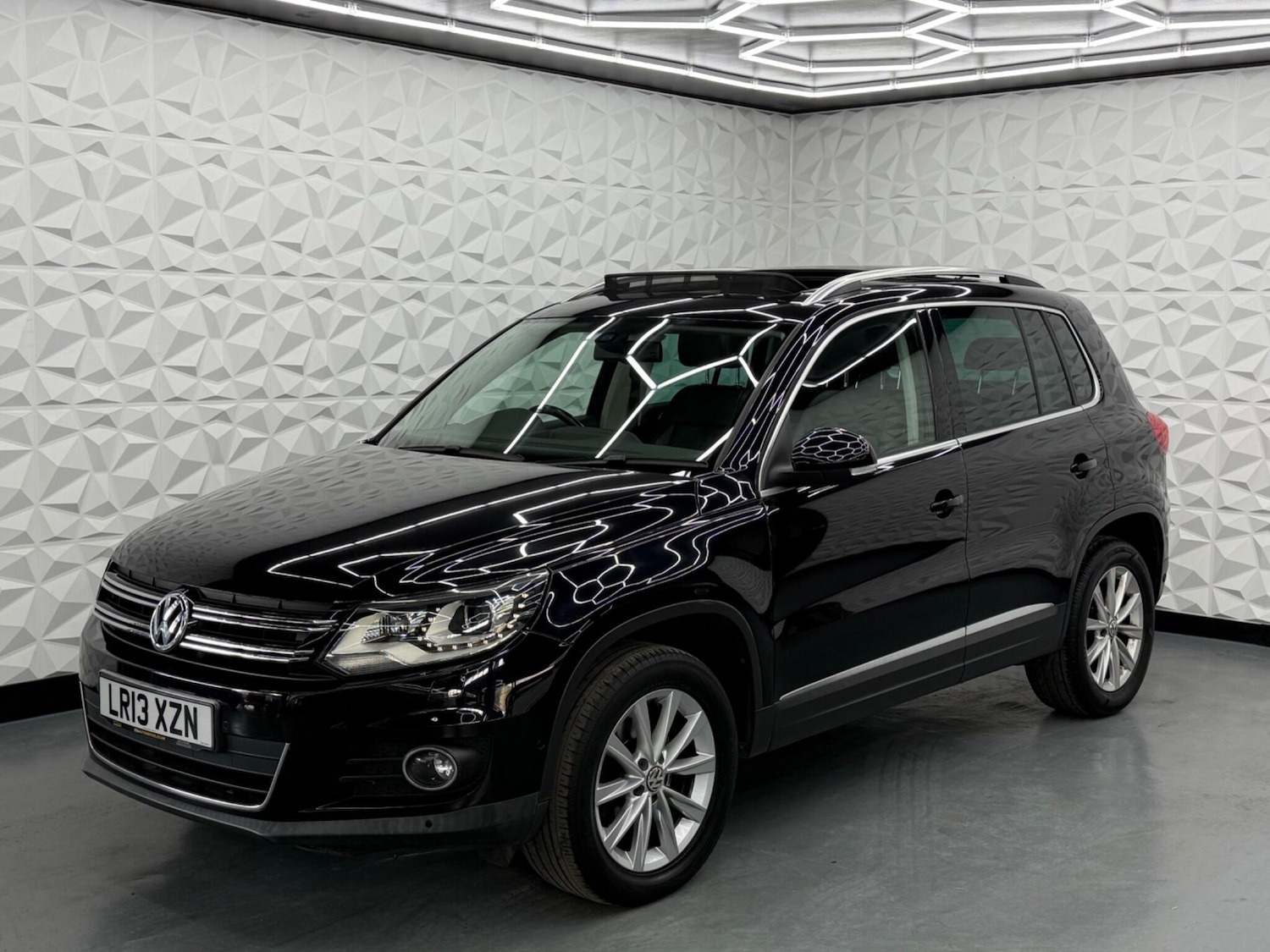 Used Volkswagen Tiguan 2013 for sale - 78204573: Photo 4