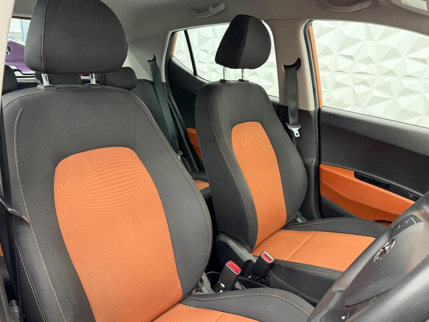 Used Hyundai i10 2014 for sale - 77613818: Photo 18