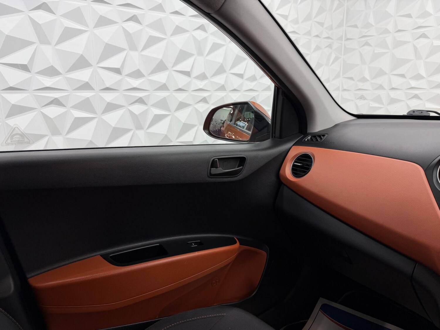 Used Hyundai i10 2014 for sale - 77613818: Photo 22