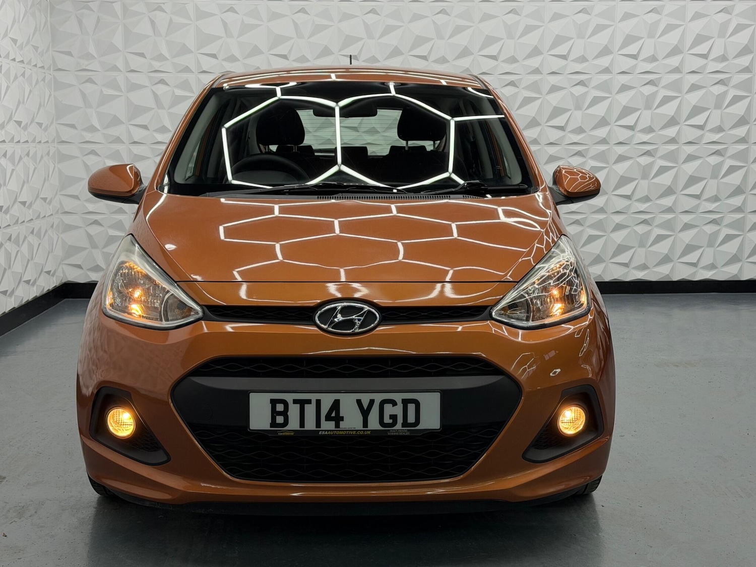 Used Hyundai i10 2014 for sale - 77613818: Photo 4