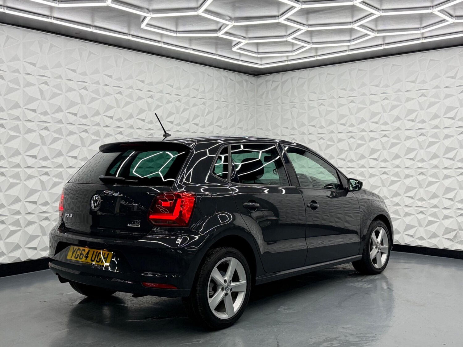 Used Volkswagen Polo 2014 for sale - 77613815: Photo 10