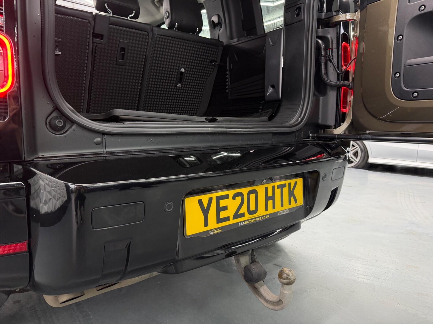 Used Land Rover Defender 2020 for sale - 77613823: Photo 18