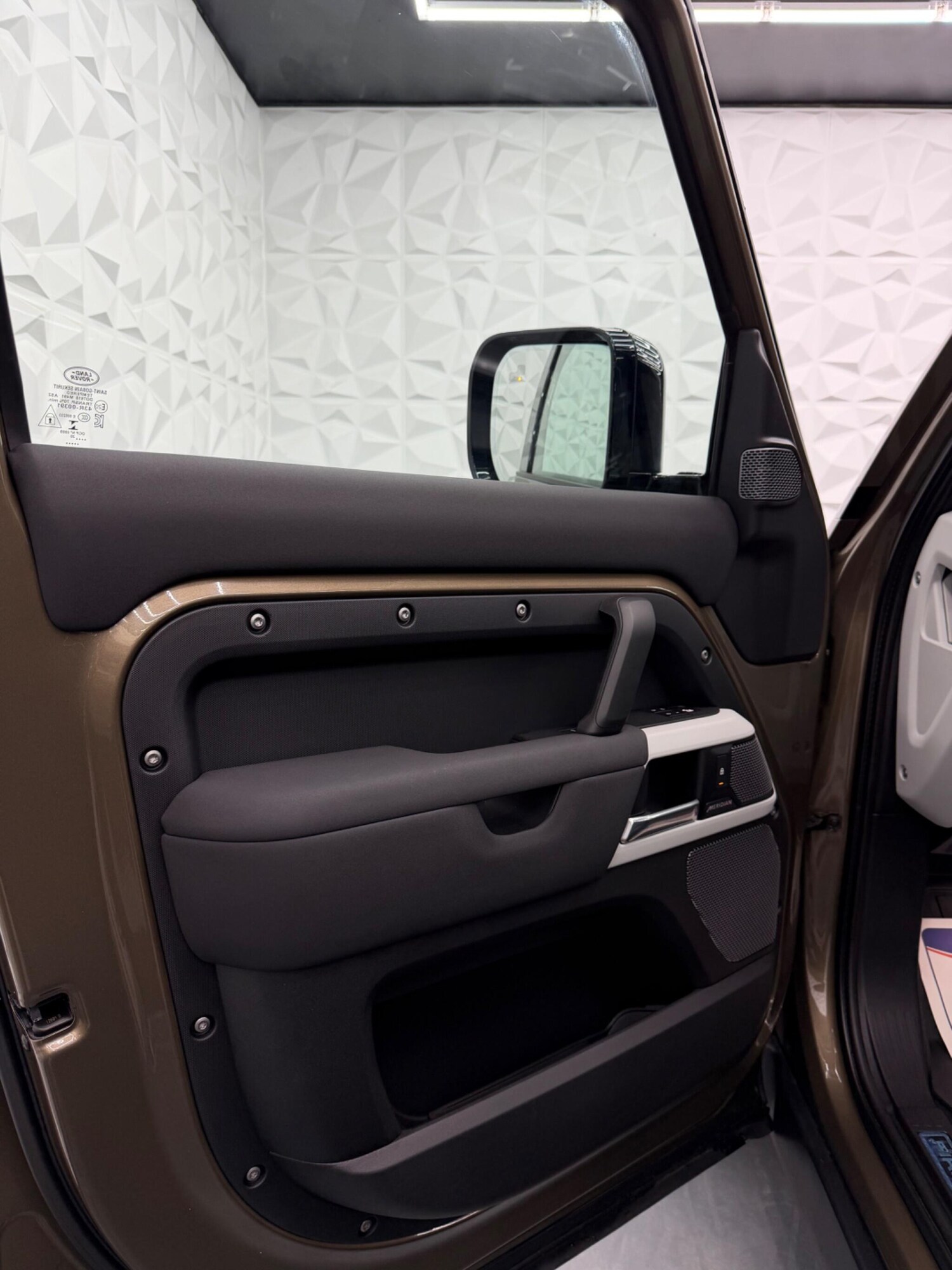 Used Land Rover Defender 2020 for sale - 77613823: Photo 26