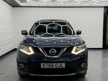 Used Nissan X-Trail 2017 for sale - 77613832: Photo