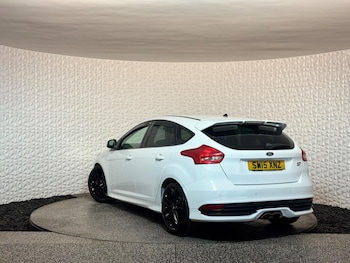 Used Ford Focus 2015 for sale - 78796692: Photo