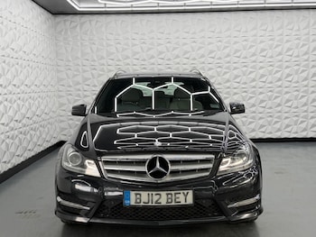 Used Mercedes-Benz C Class 2012 for sale - 77722703: Photo